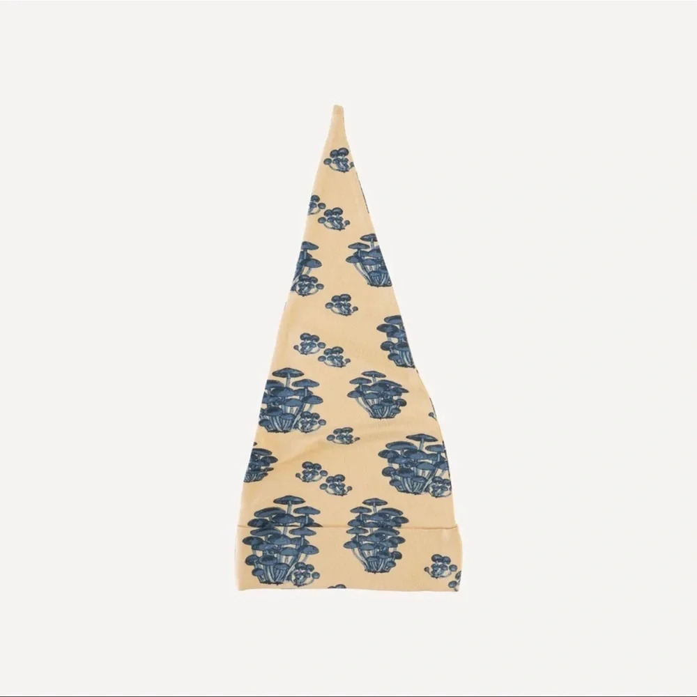 Kate Quinn gnome hat |blue mushrooms | bamboo 12-18m, NWT